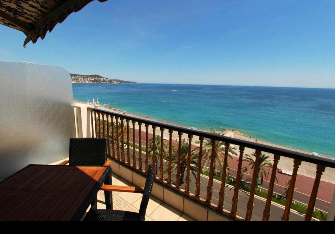 Appartement Front De Mer - Promenade Des Anglais Nizza Kültér fotó